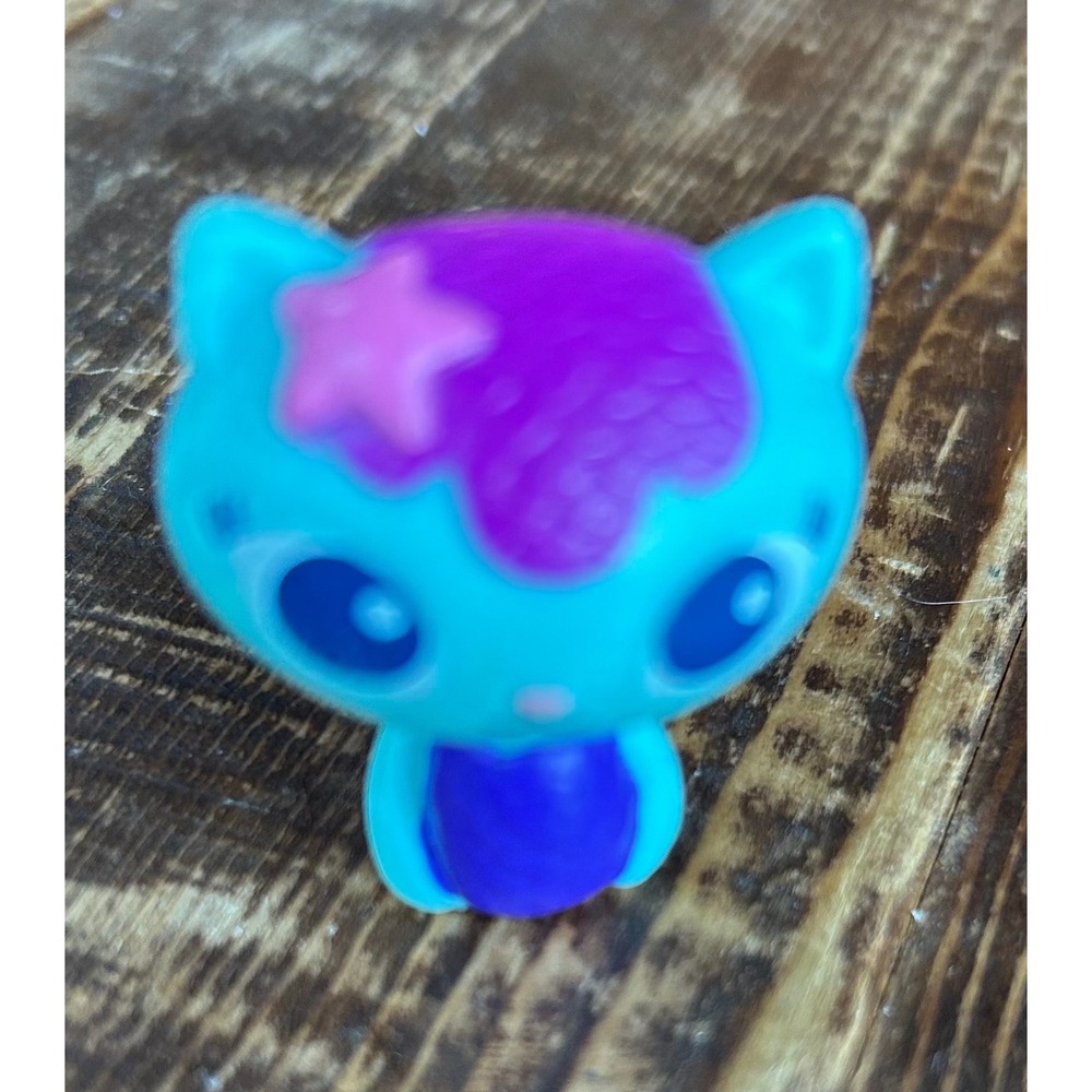 Gabby's Dollhouse Figure Mercat Mermaid Cat‎ Spin Master Purple Green 1.5"